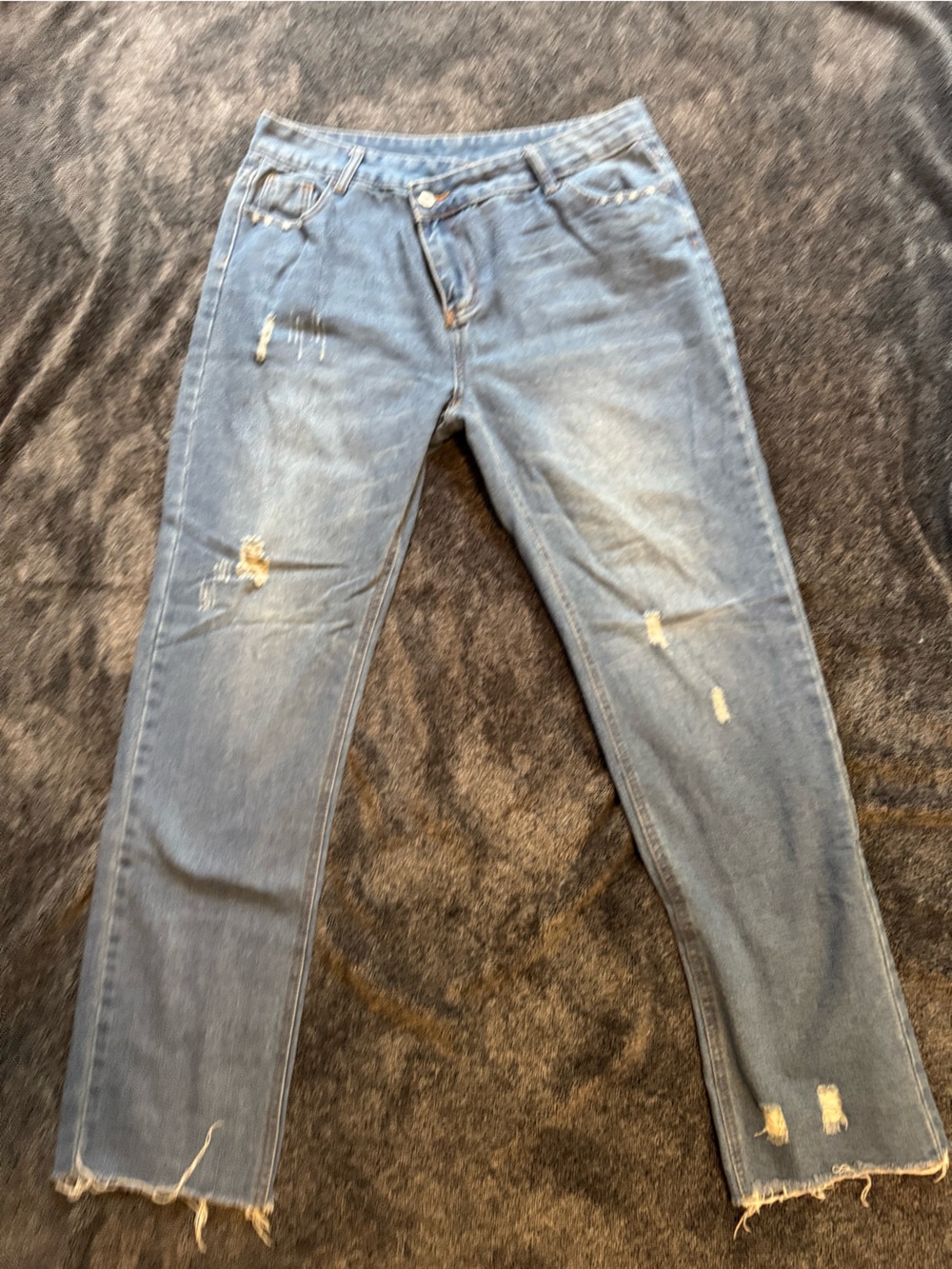 Amazon Essentials Distressed Light Blue Women's Jeans